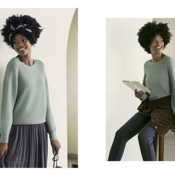 Uniqlo 3D knit sweater ballon sleeve size XS olive - Picture 2 of 3